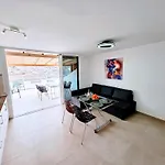 Apartment Canary Dreams 2