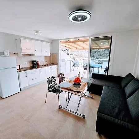 Canary Dreams 2 Apartment
