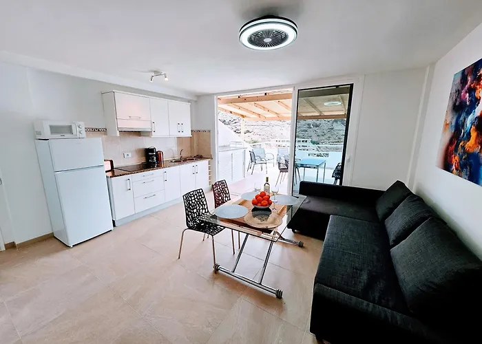 Canary Dreams 2 Apartment